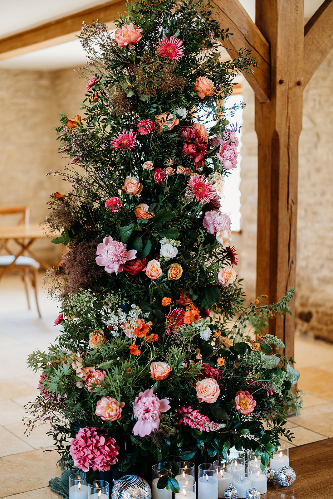 kingscote-barn-wedding-photography1052