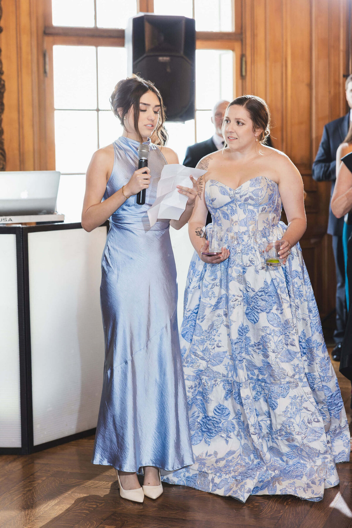 bridesmaid-toast-war-memorial