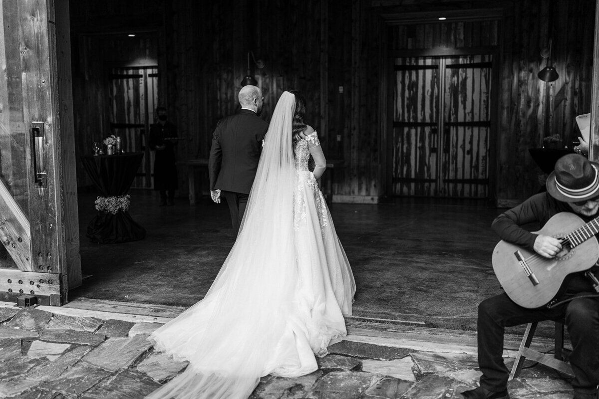 sundance-mountain-resort-fall-bridgerton-wedding-pepper-nix-2125-1721