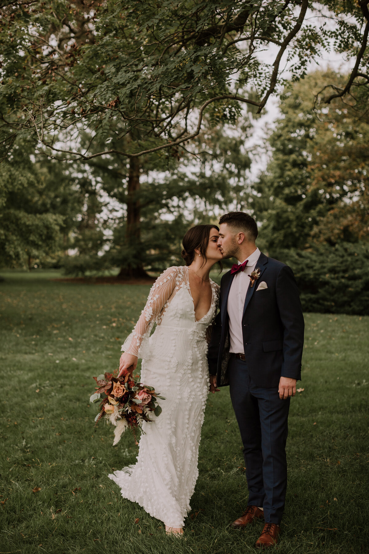 jaimie-scott-wedding-fall-autumn-chateau-des-charmes-niagara-20