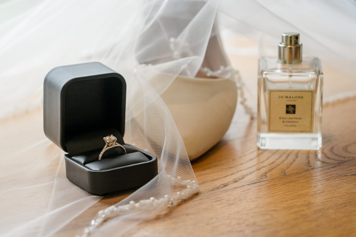 Buffalo NY and Rochester NY and WNY Wedding Photographer Finger Lakes region Wedding Photographer Hayloft In The Grove