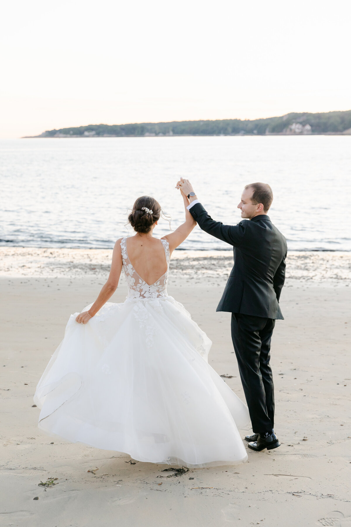 AriCurtWeddingPreviews-42