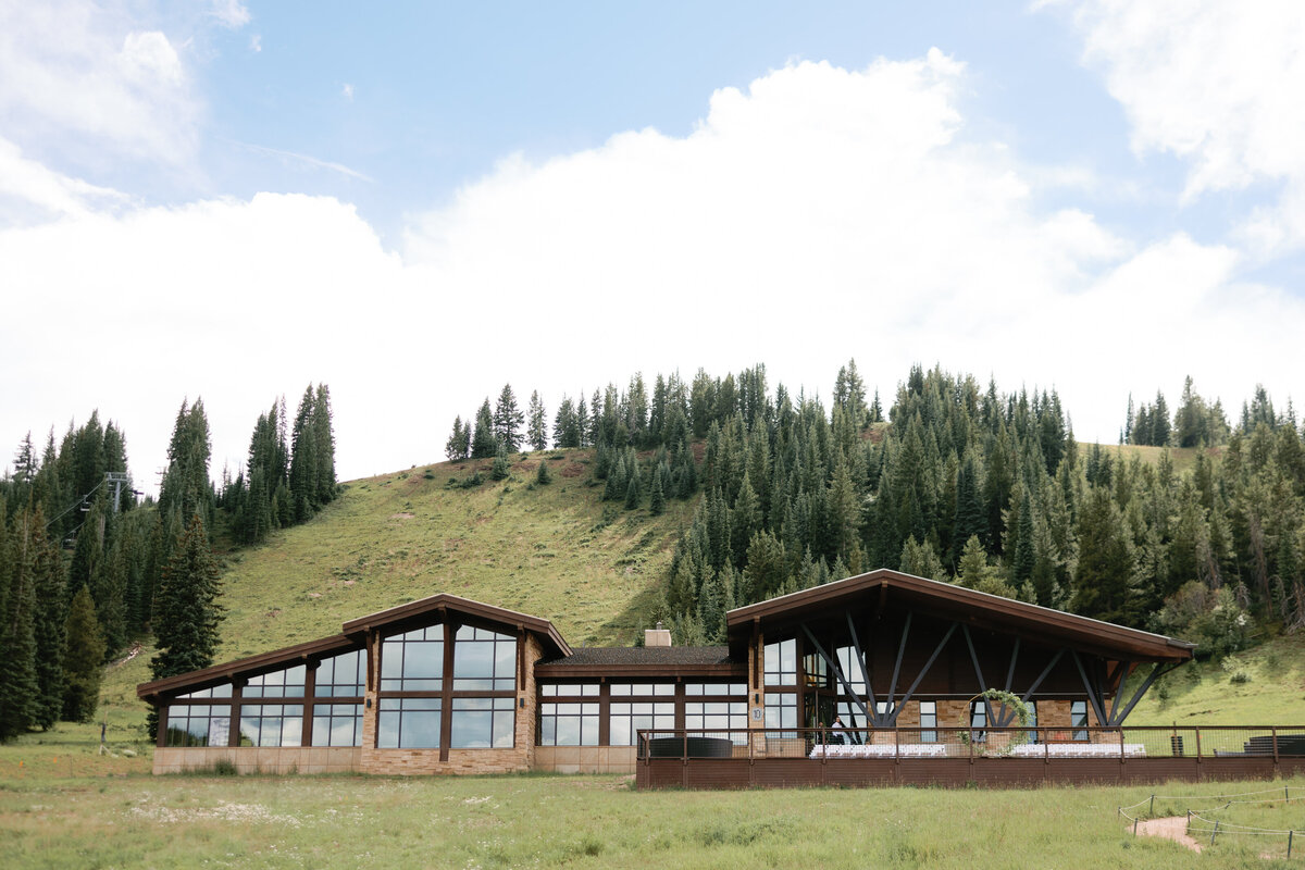 8.18-Maria-Andrew-the-10th-wedding-vail-270