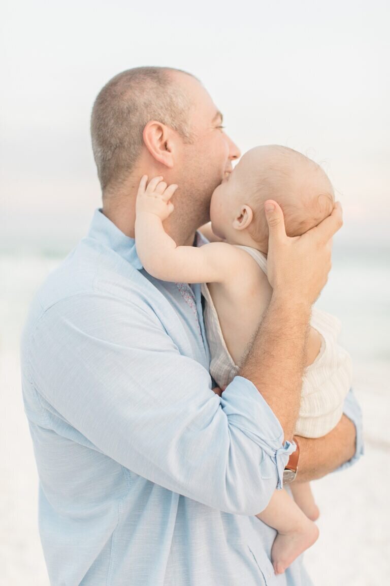 fort-walton-beach-newborn-photographer-1-768x1152
