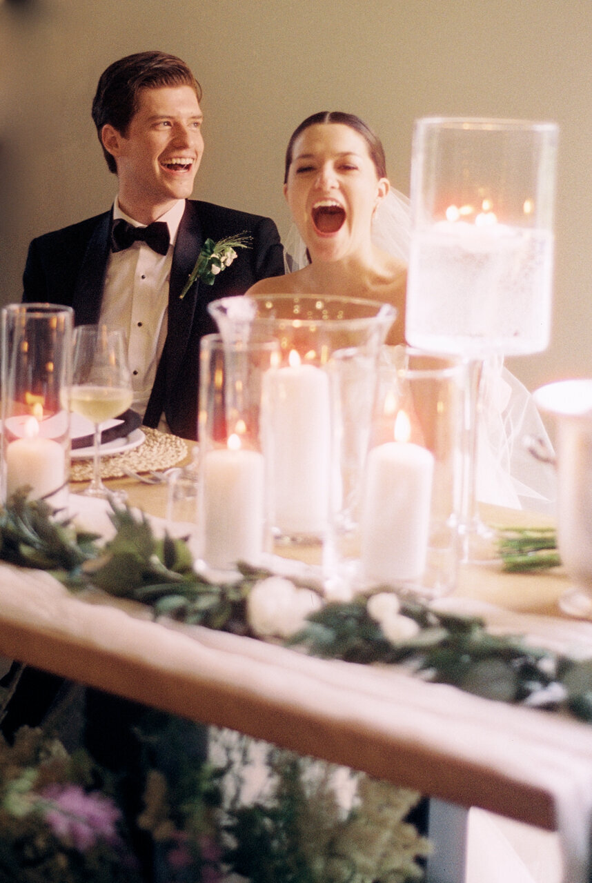 Luxury-Montreal-Toronto-Europe-film-wedding-photographer-raphaellegranger-2