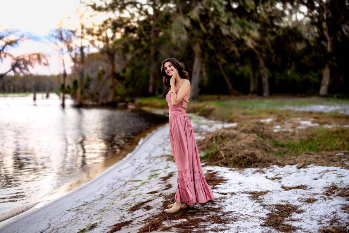 windermere-senior-portraits-moody-lake