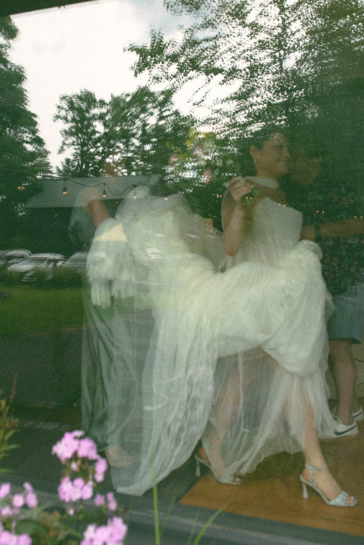 Faye-Fern-Creative-ArdentAndElm-Meaghanne-Tatiana-Hudson-Valley-Same-Sex-Wedding-Wedding-Party-10