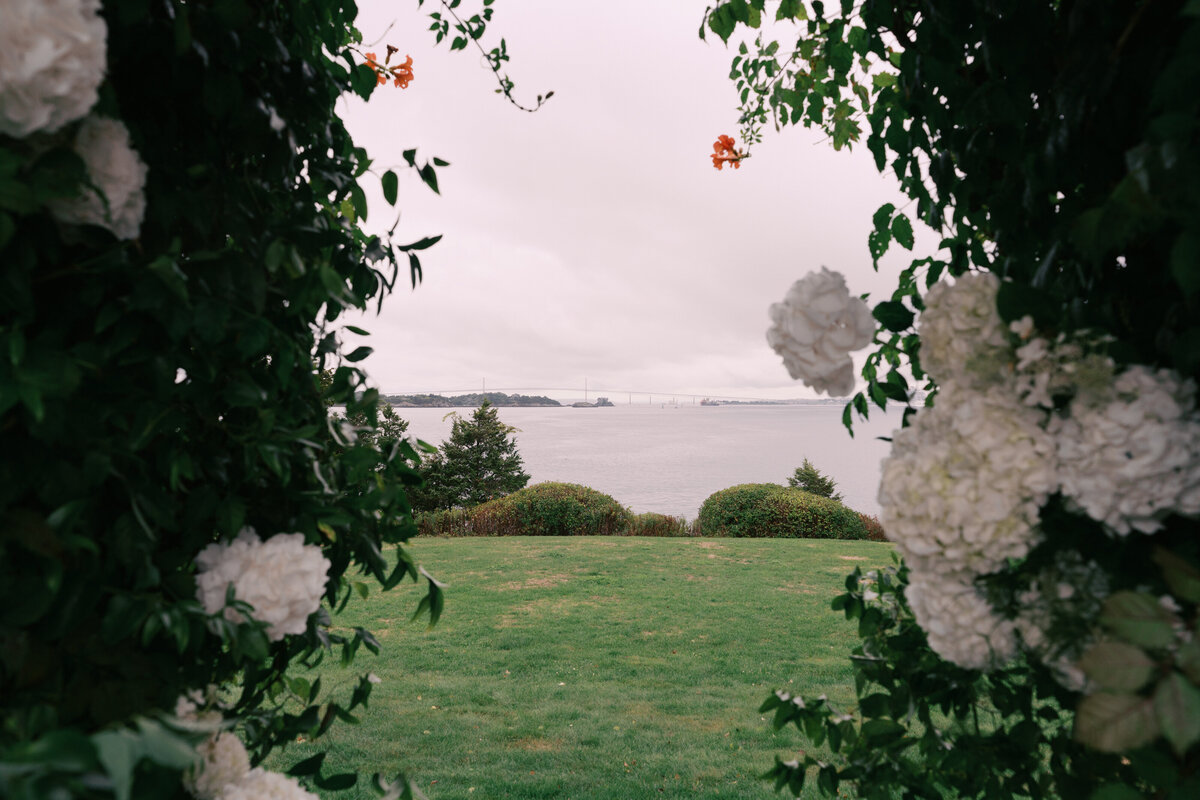 luxury-wedding-planning-at-castle-hill-inn-ri