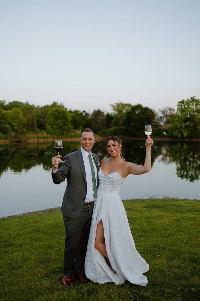Nichole-Babiez-Photography-wedding-photographer-lincolnshire-marriott-forest-preserve-modern-elegant-whimsical-luxury-editorial-destination-58