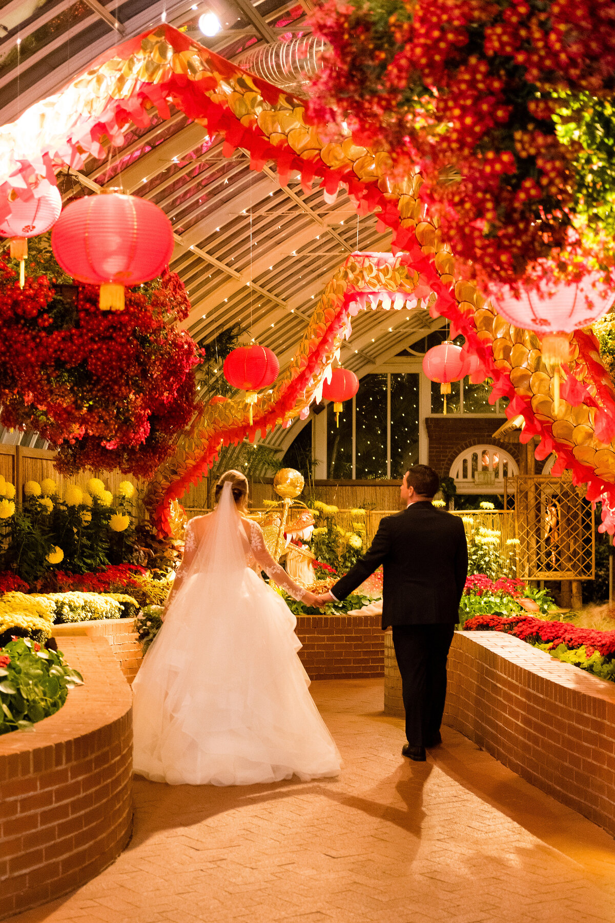 phipps conservatory creative night wedding picture