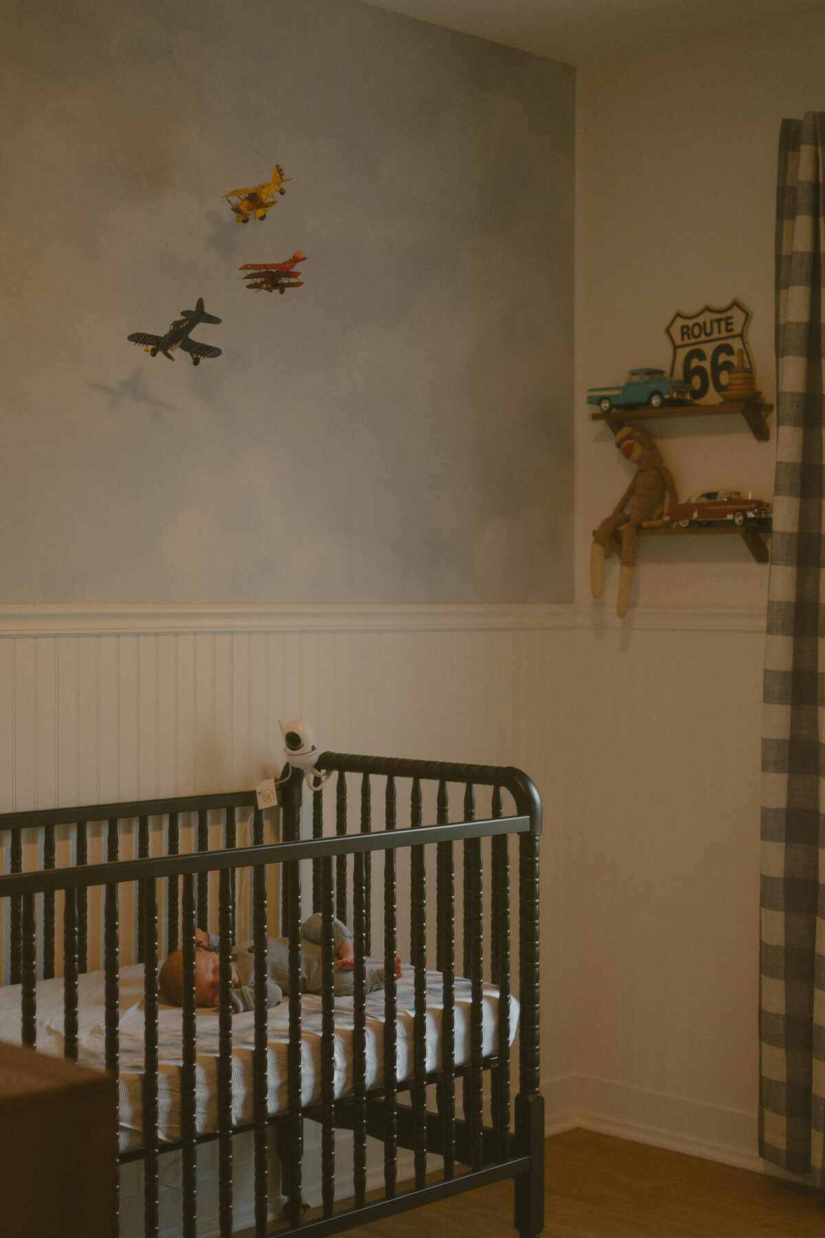 newborn-in-home-new-home-session-49