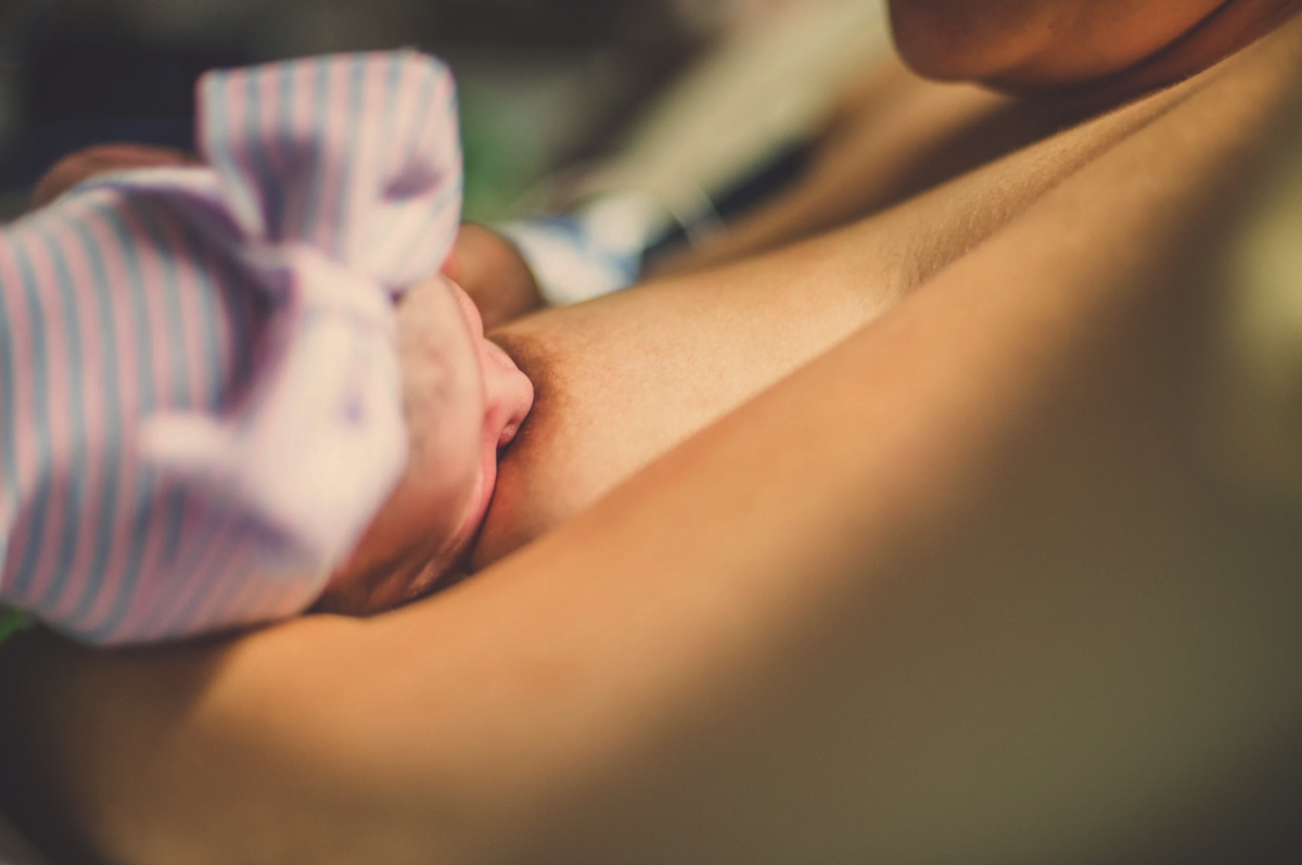 ct-newborn-photographer-within-motherhood