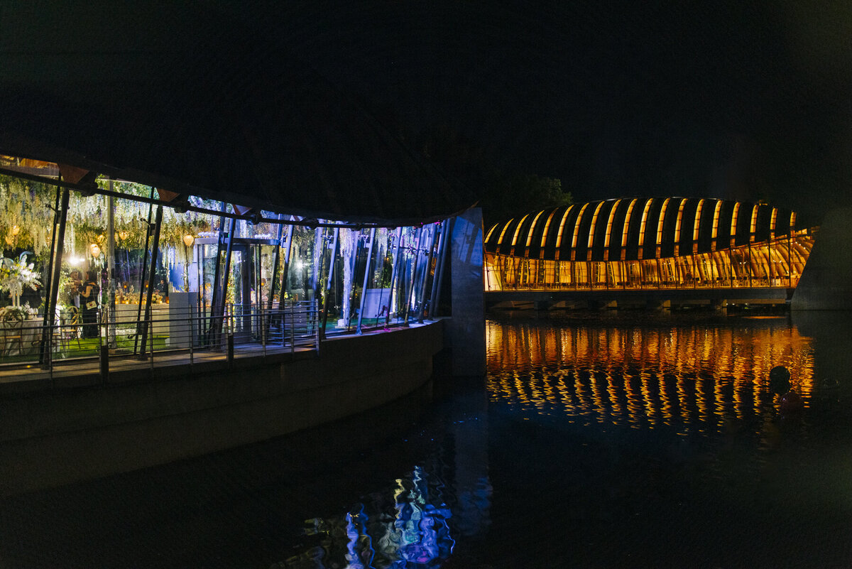 crystal-bridges-museum-wedding-41