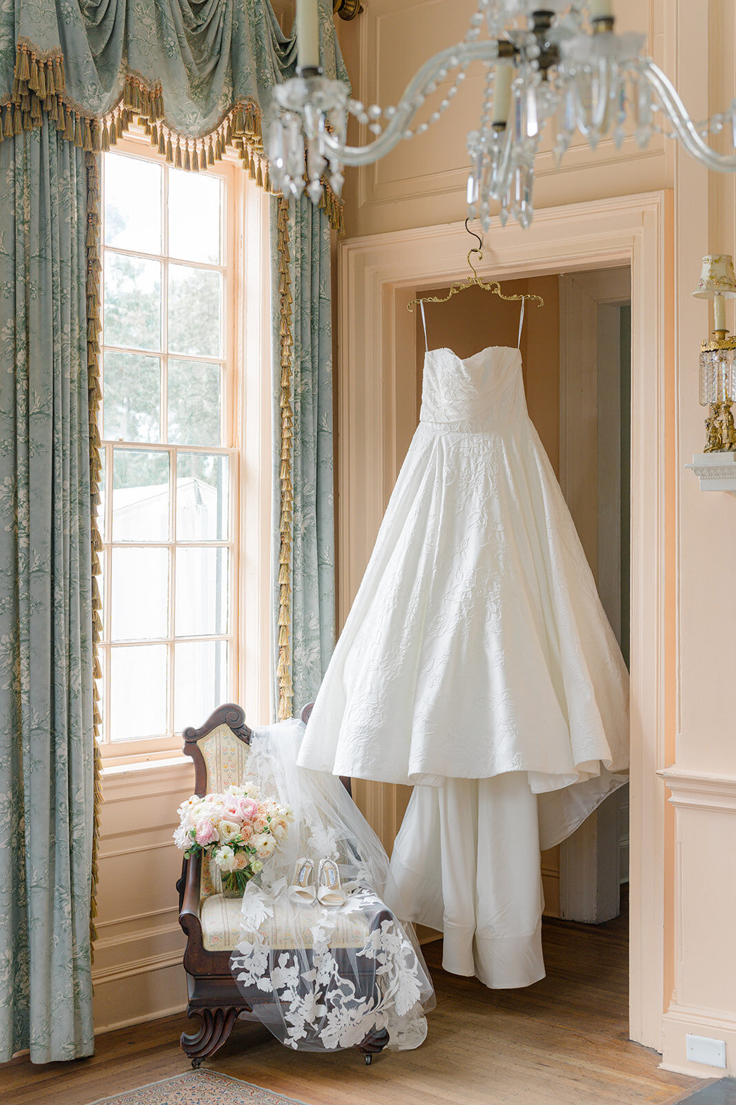 Lowndes_grove_destination_fall_wedding_kailee_dimeglio_photography-43