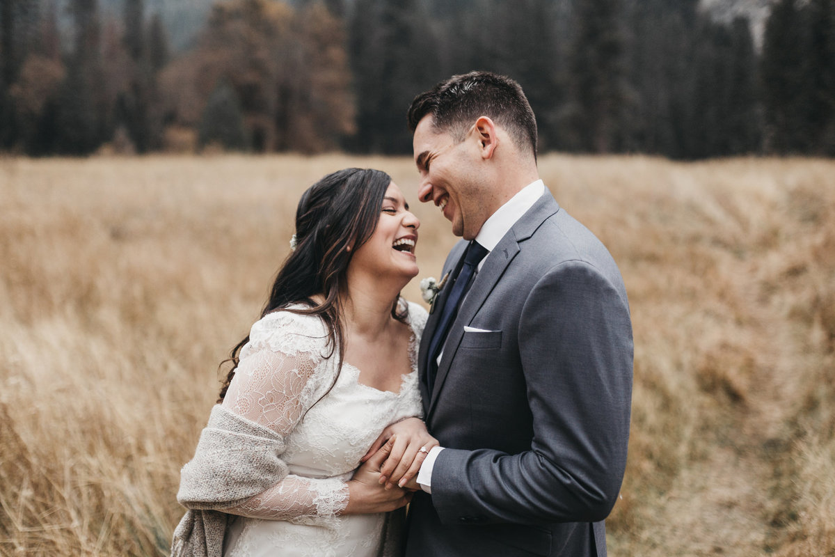 athena-and-camron-how-to-elope-in-yosemite-valley-el-capitan-meadow4