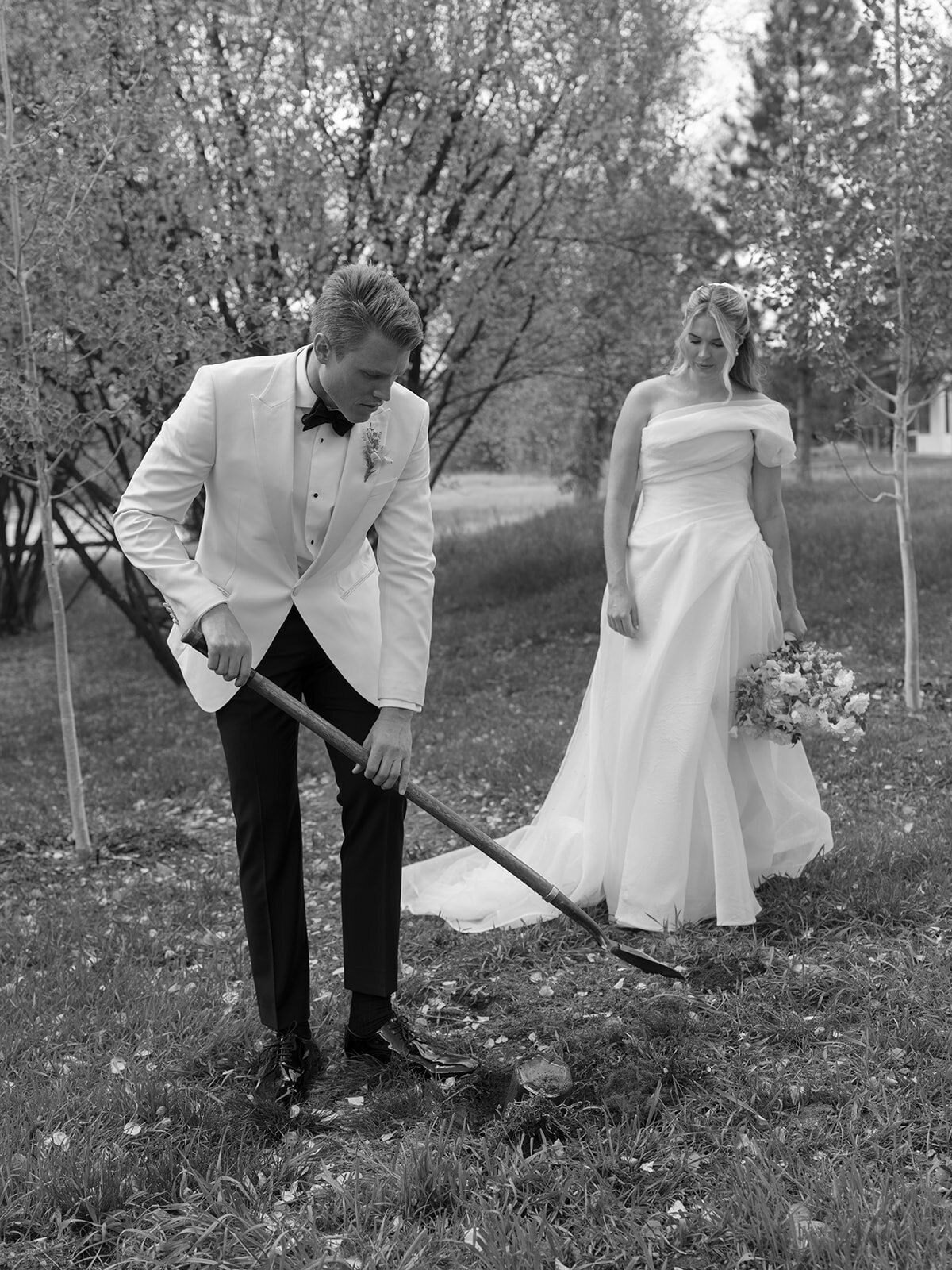 Lauren & Seth Digital Preview-29