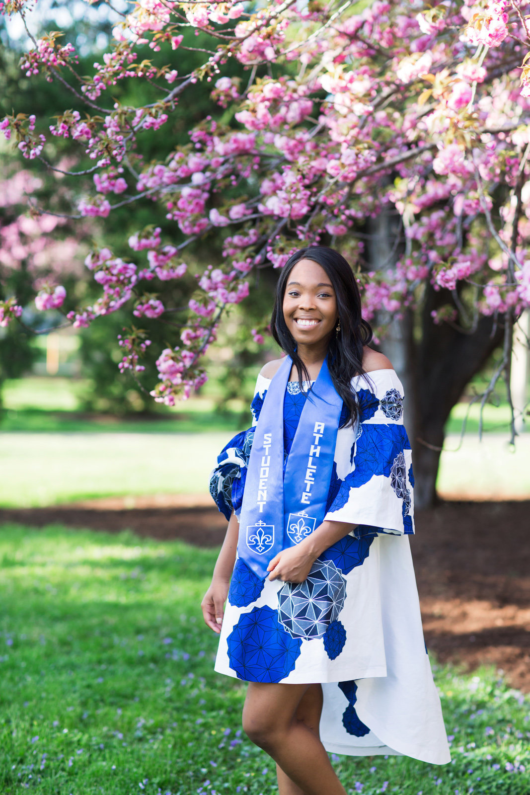 L Photographie high school senior photos spring Forest Park 13