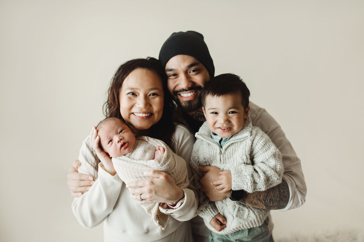 anchorage-newborn-photographer-18