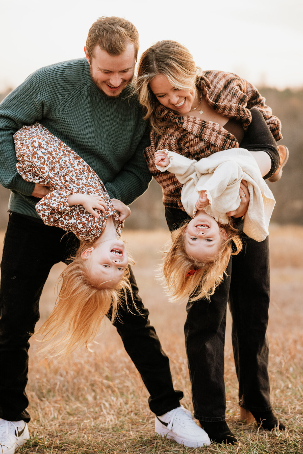 Logue Family 2023 Joey Winn Portrait Studio (1)