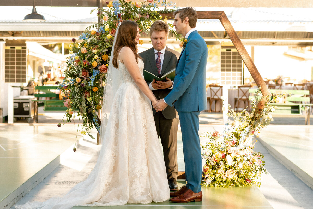 abby-weeden-photo-st-pete-shuffleboard-florida-weddings-chantilly-chic-celebrations-12