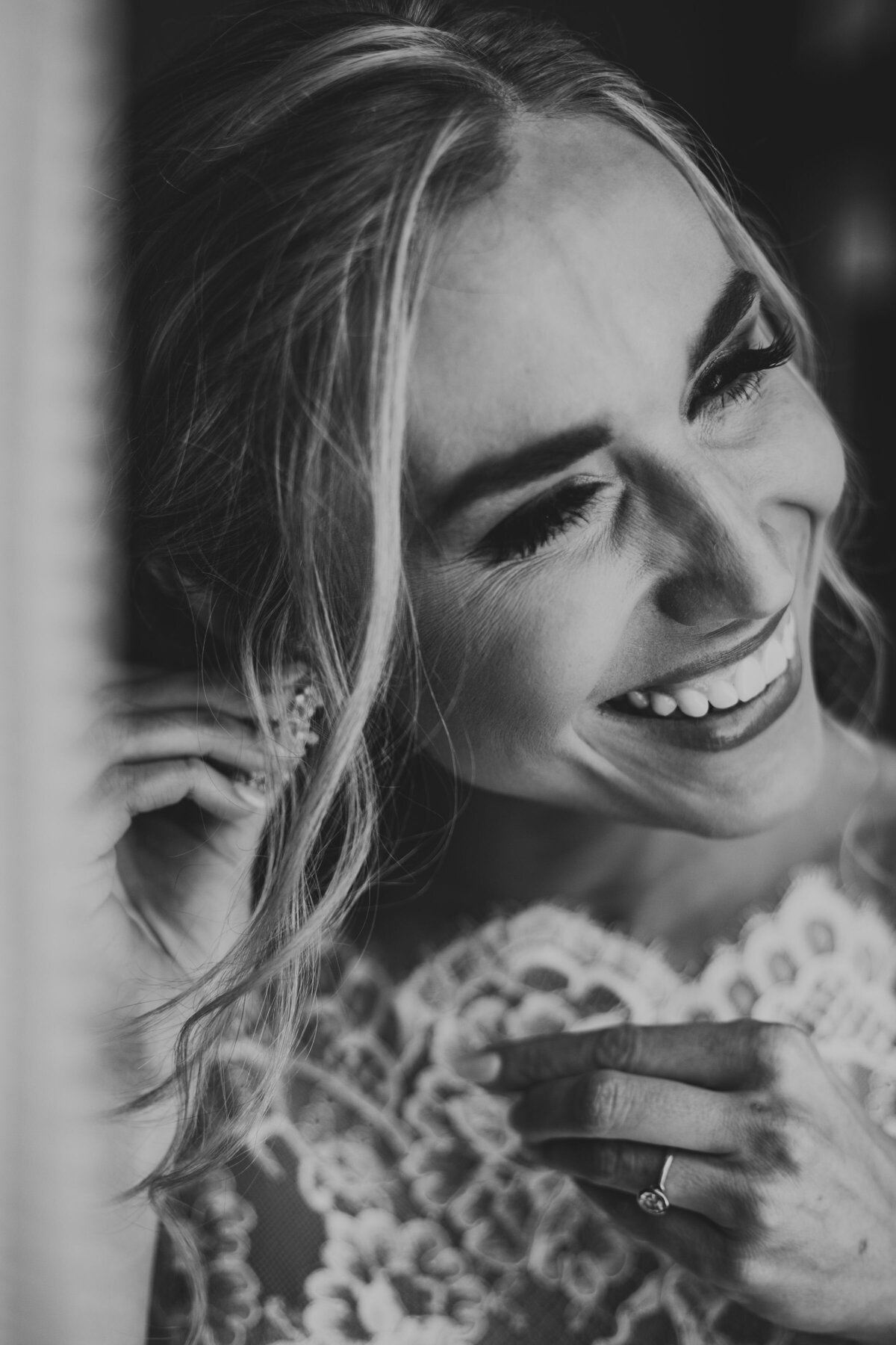 washington dc wedding photographer for fun and natural wedding photos