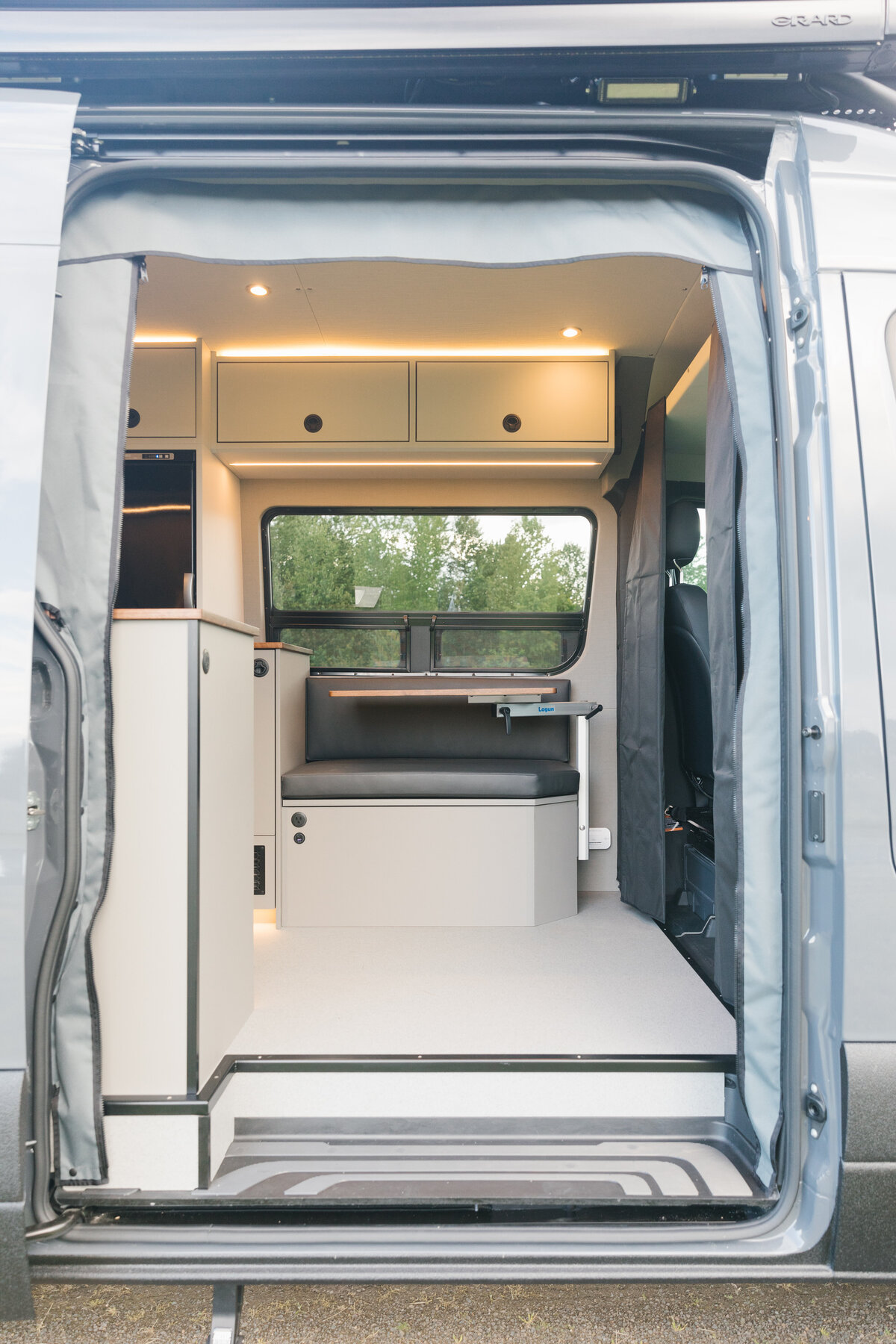Adiamo_BenchmarkVehicles19
