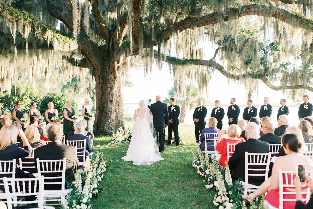 beaulieu-oaks-historic-estate-wedding-or-lowcountry-wedding-photographer Hannah Forsberg 4