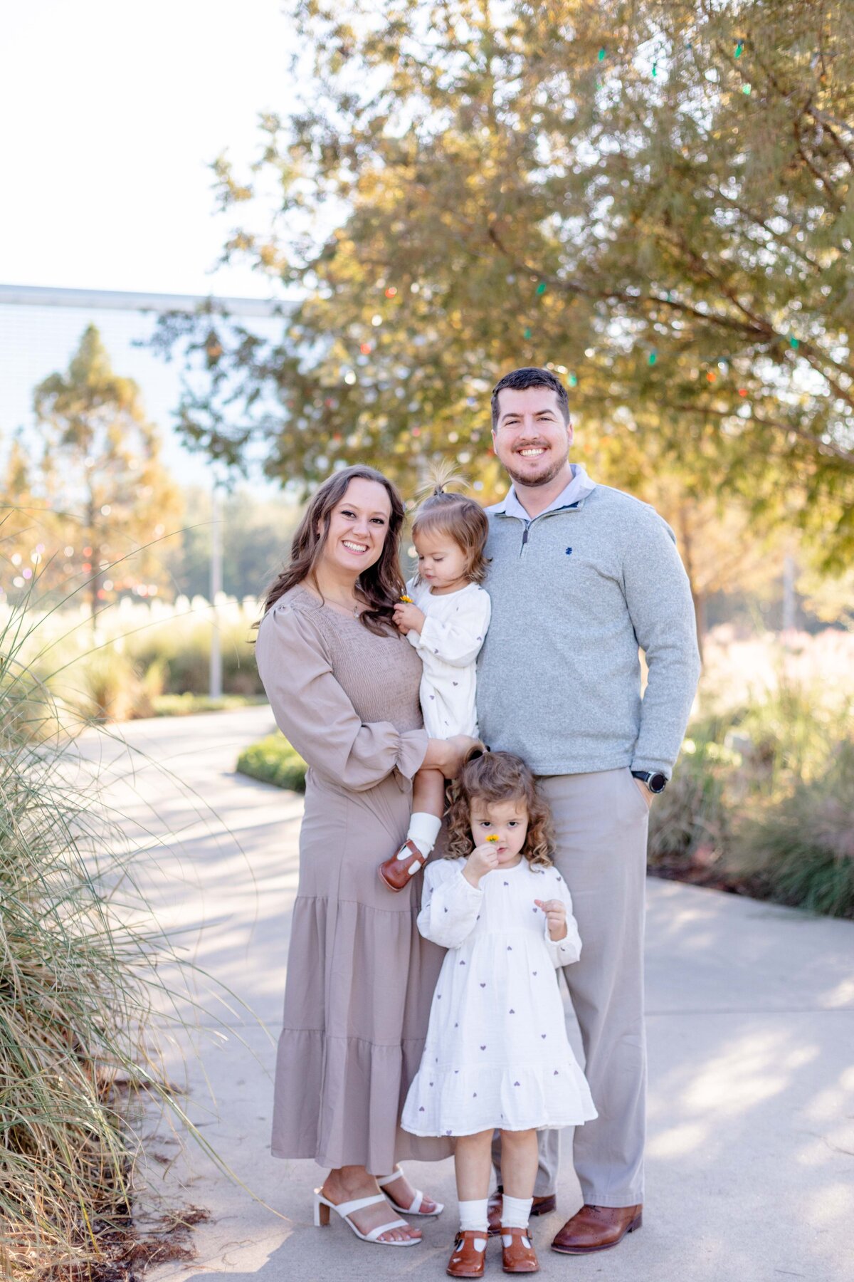 Houston-TX-Fall-Christmas-Mini-Session-Magnolia-and-Grace-Photography-Co-SusanZ-# (1)-5