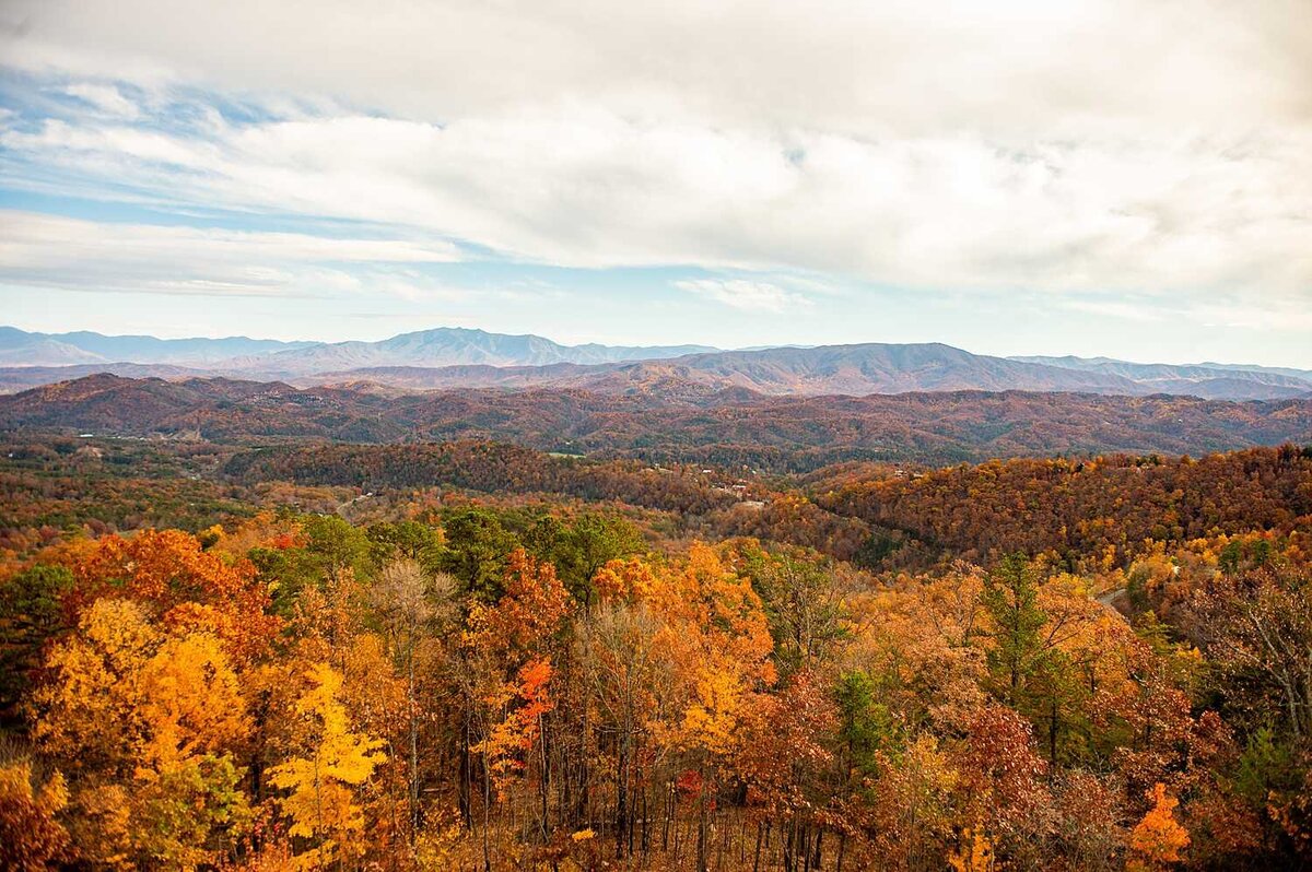 tennesse-destination-wedding-venues-smoky-mountains-fall