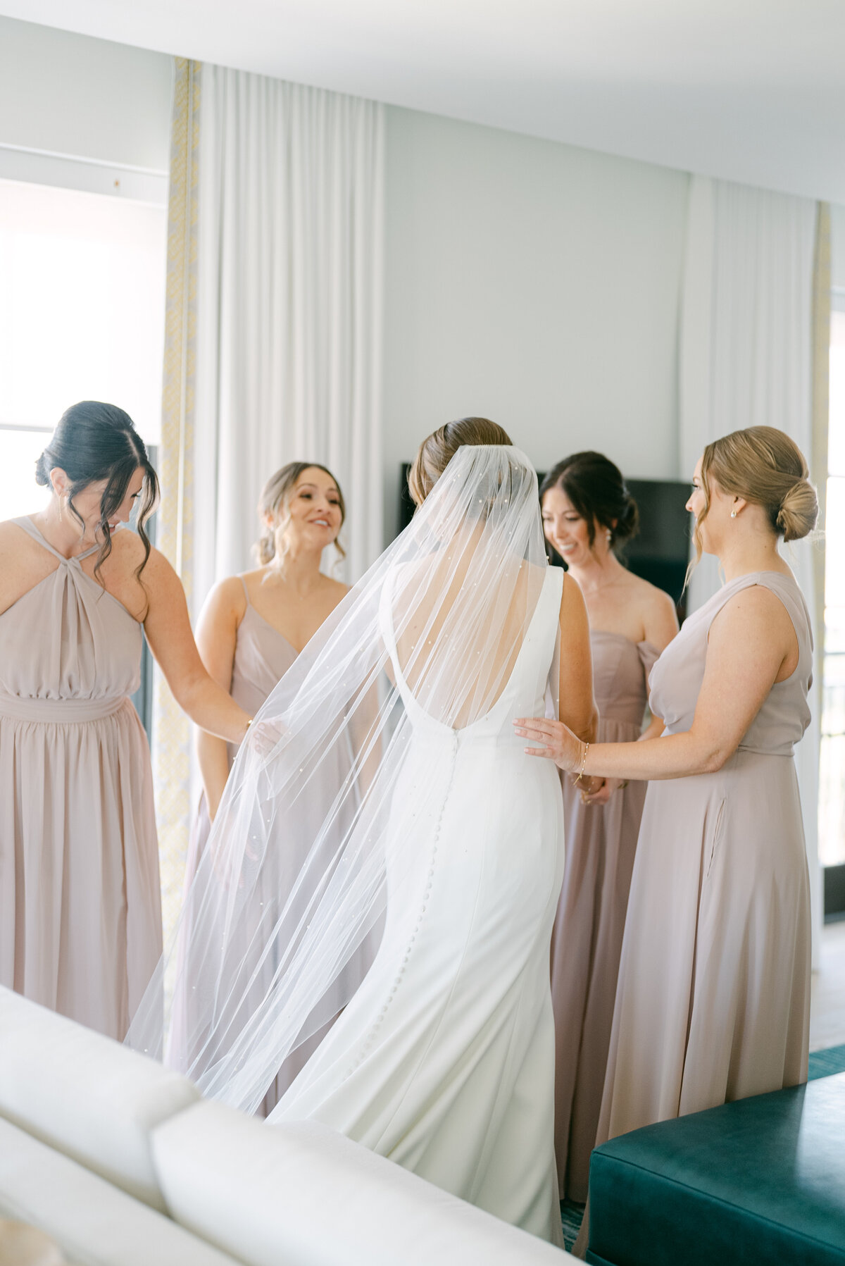 Kristen Weaver Photography Orlando Florida Destination Photographer Worldwide Wedding Editorial Fashion Inspired Clean Film KWP -0944