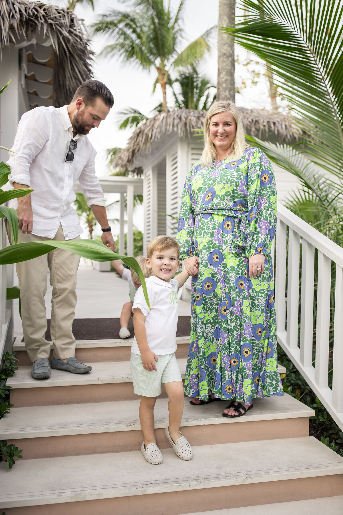 EboniRobyn-Family-Caroline-BeachShack-LyfordCay-Nassau-NewProvidence-TheBahamas-Final-1