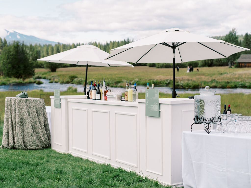 white-bar-wedding