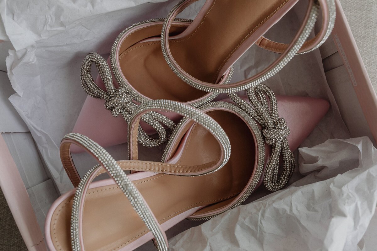 kaboompics_barbiecore-aesthetic-elegance-in-a-pink-light-32635