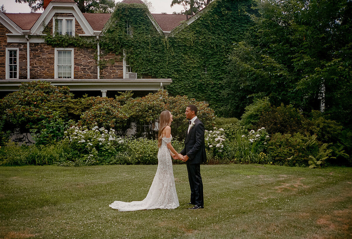 KateEdwardsWeddings_Irma&Mischa_WeddingFilmFinals-44