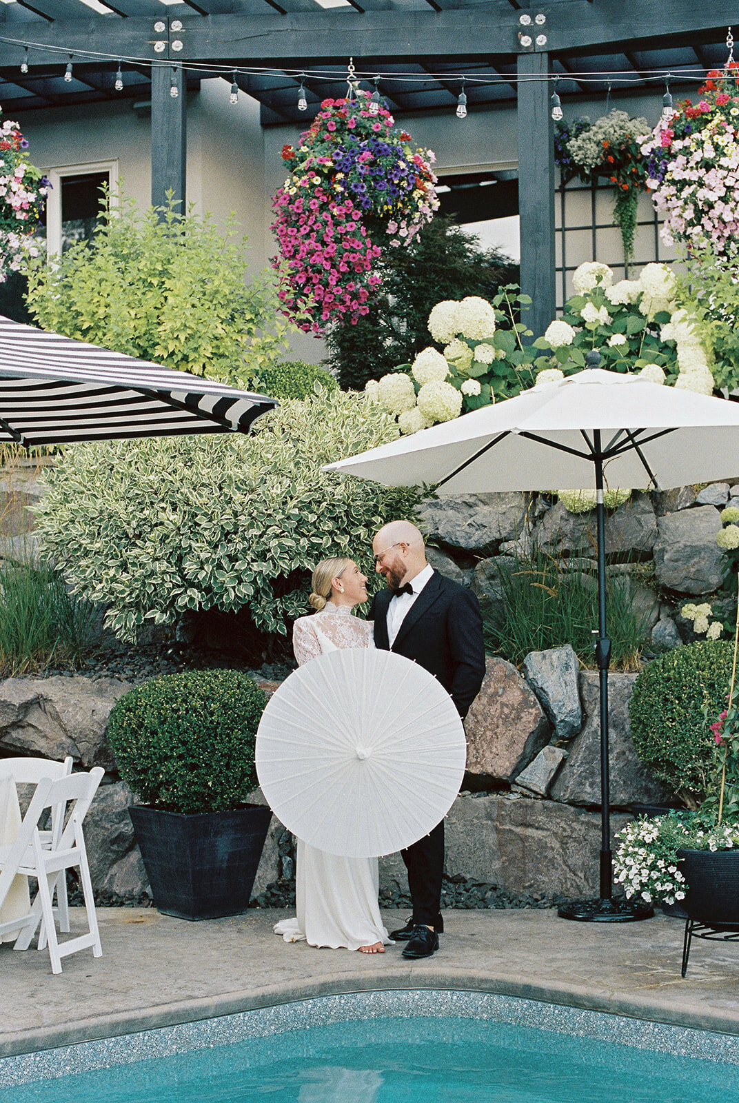 minted-photography-okanagan-kelowna-destination-wedding-photographer-wedding-kelowna-estate-wedding-madison-and-brandon-89