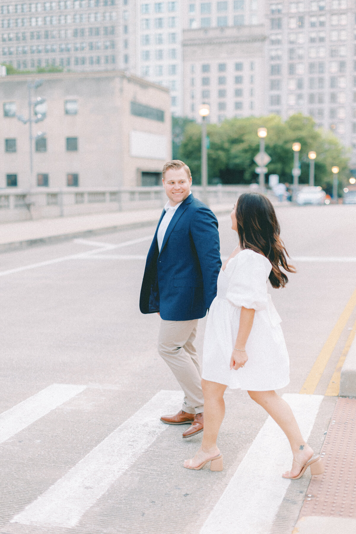 downtown-chicago-engagemnet-session-16