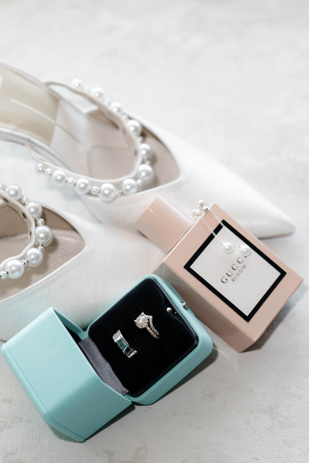 2_riskyexposure_marley-simon_las-vegas-elopement-photography