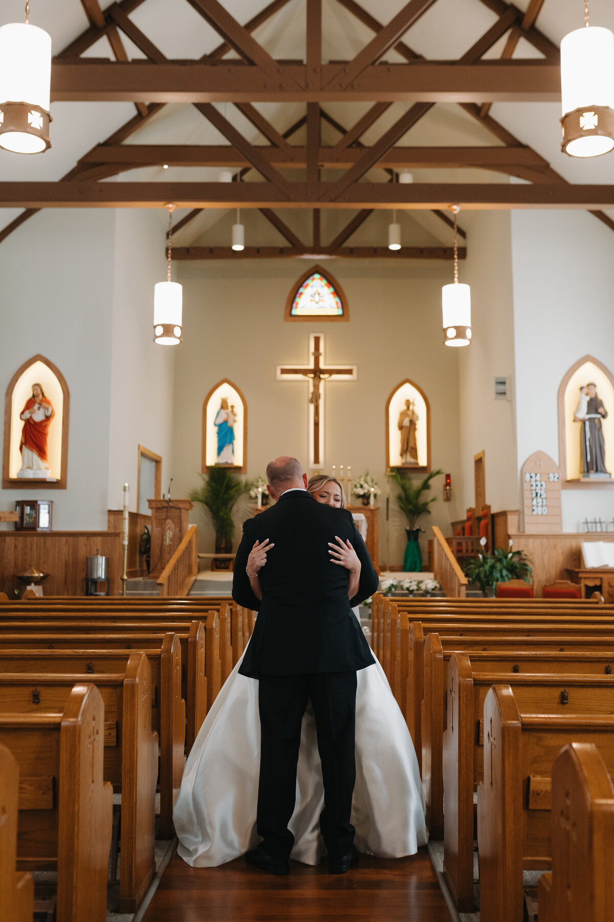 Church-wedding-ohio-photography