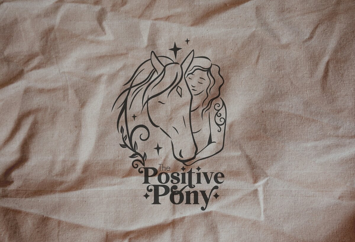 PP Logo on canvas