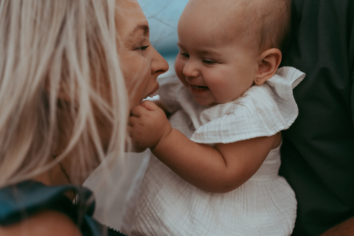 JUPITER BEACH FAMILY PHOTOGRAPHER