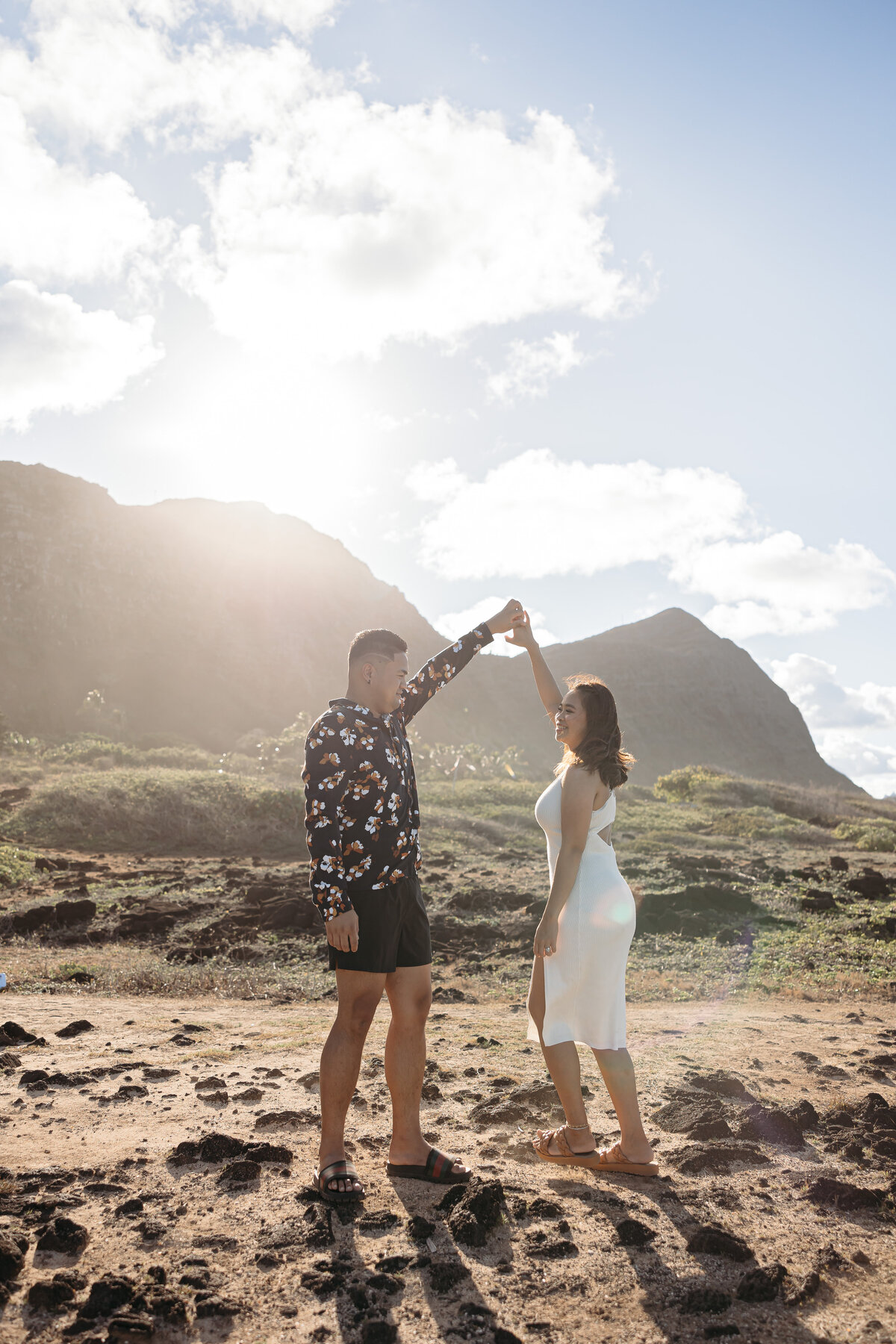 makapuu-beach-couple-portraits-26