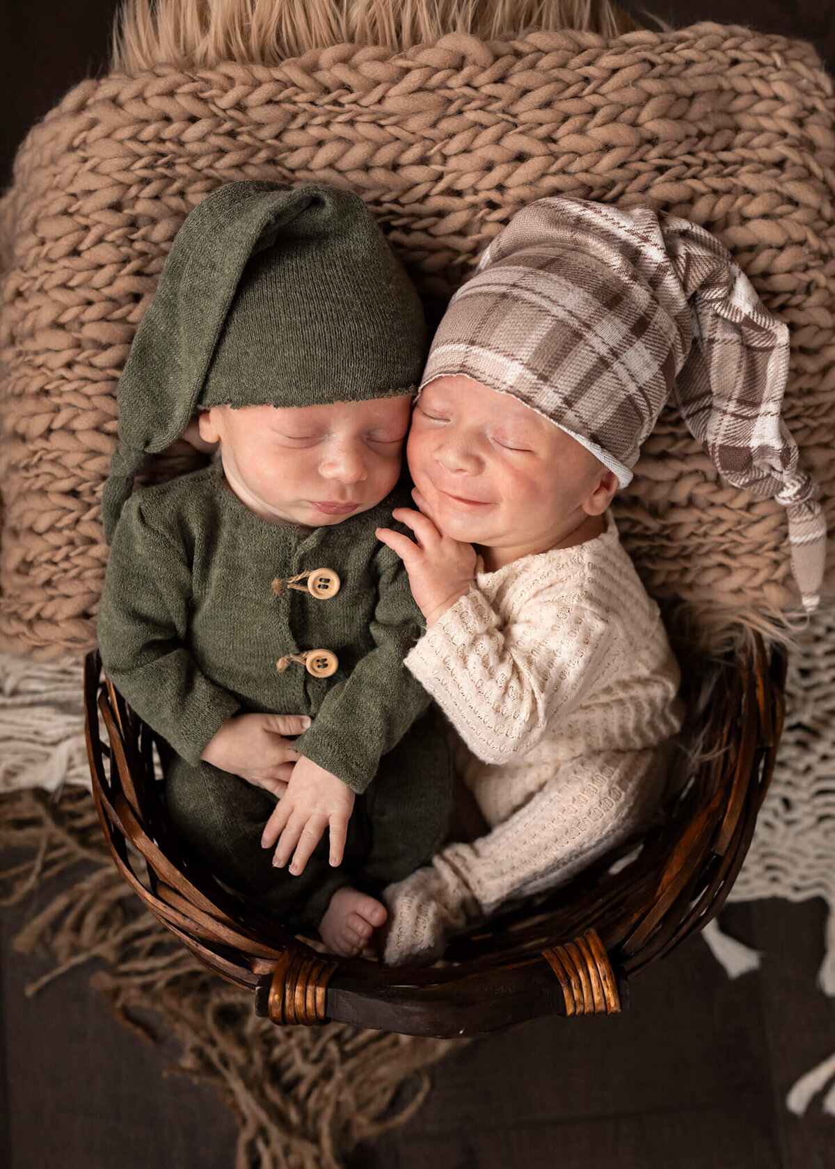 NJ baby photographer poses newborn twin babies