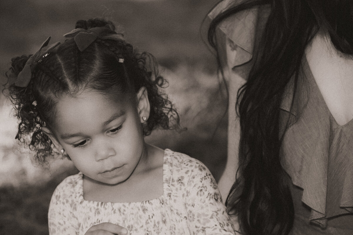 Vintage-Style Portrait of Little Girl – Prospect Park Redlands Family Photography