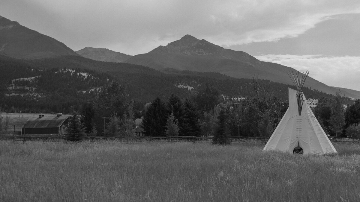 maddie-nick-copper-rose-ranch-livingston-wedding-montana-taylor-petty-photo-4047