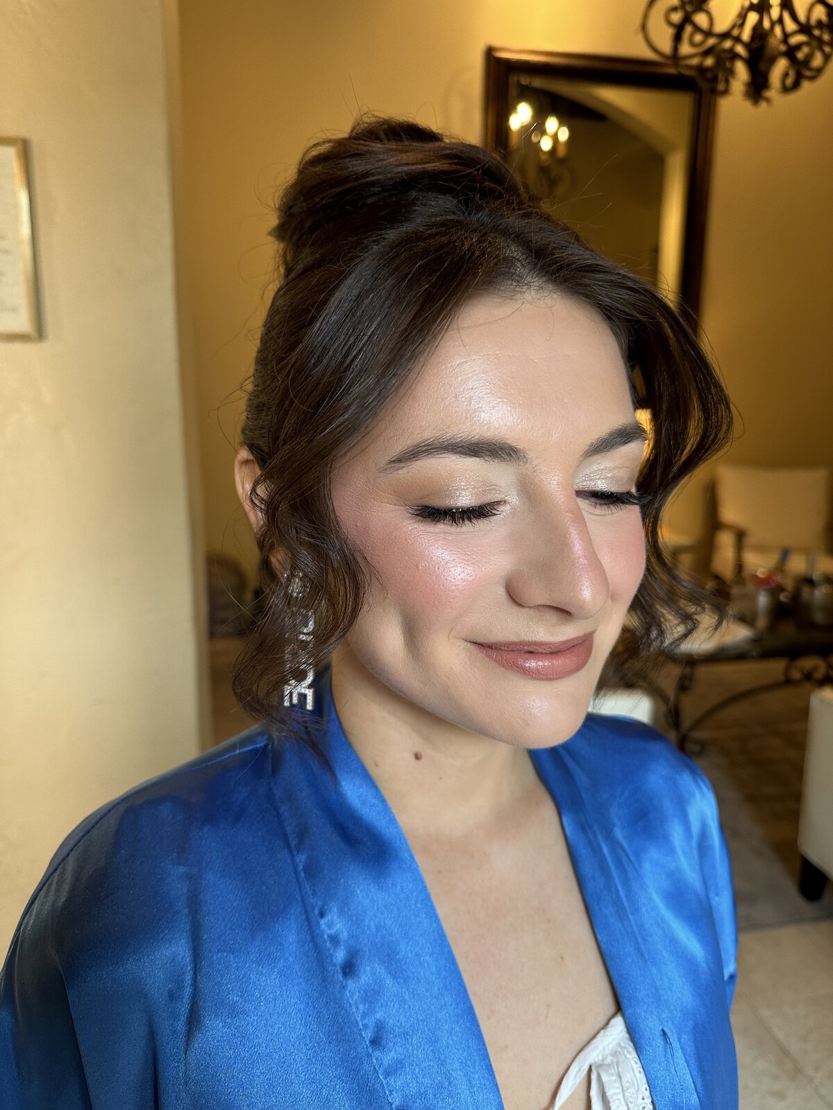 Lilly Bridal Artistry - Wedding-Hair-and-Wedding-Makeup 11