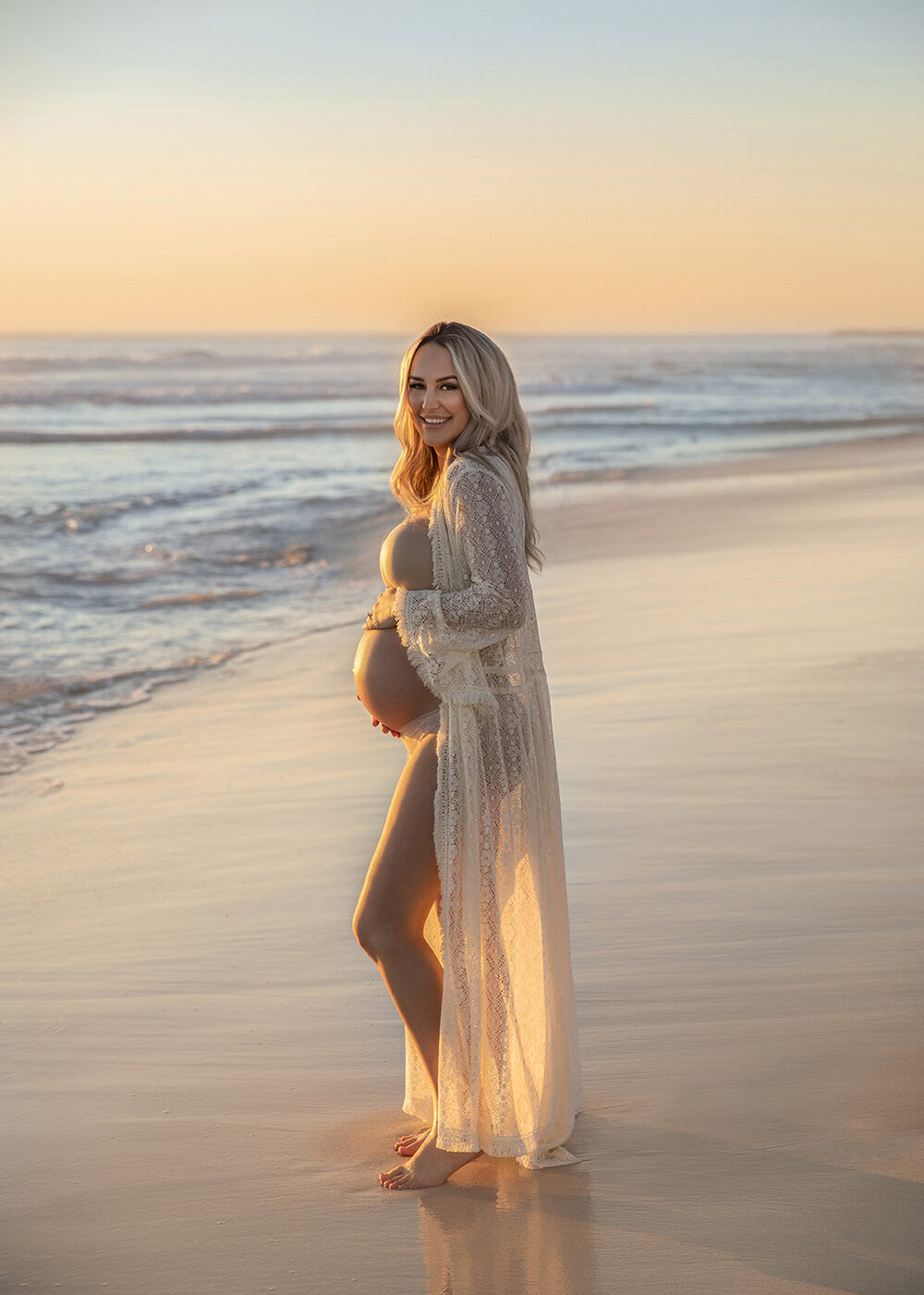MATERNITY_PREGNANTWOMAN_BEACHSUNSETOCEANBOHO