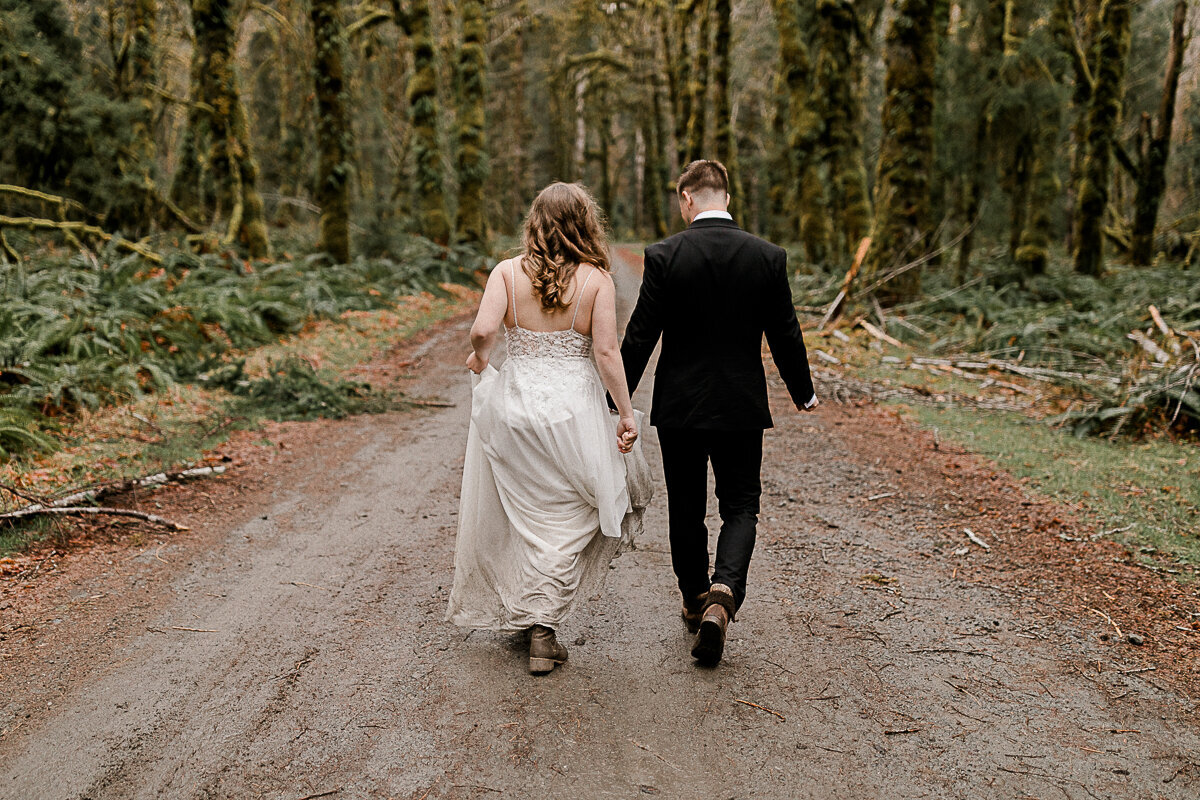 washingtonelopementphotographer-fernacreswedding-forkswashingtonwedding-pnwelopement-62