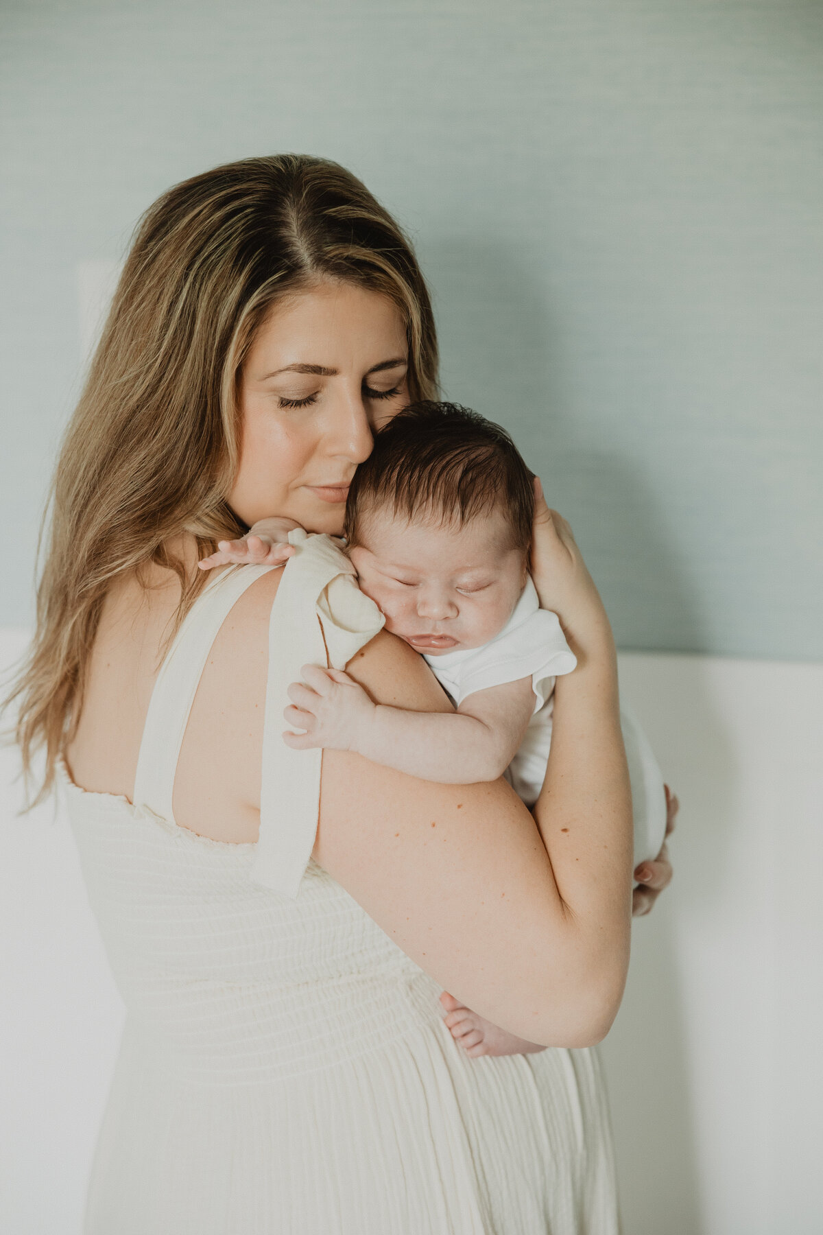 sweet-photo-of-newborn