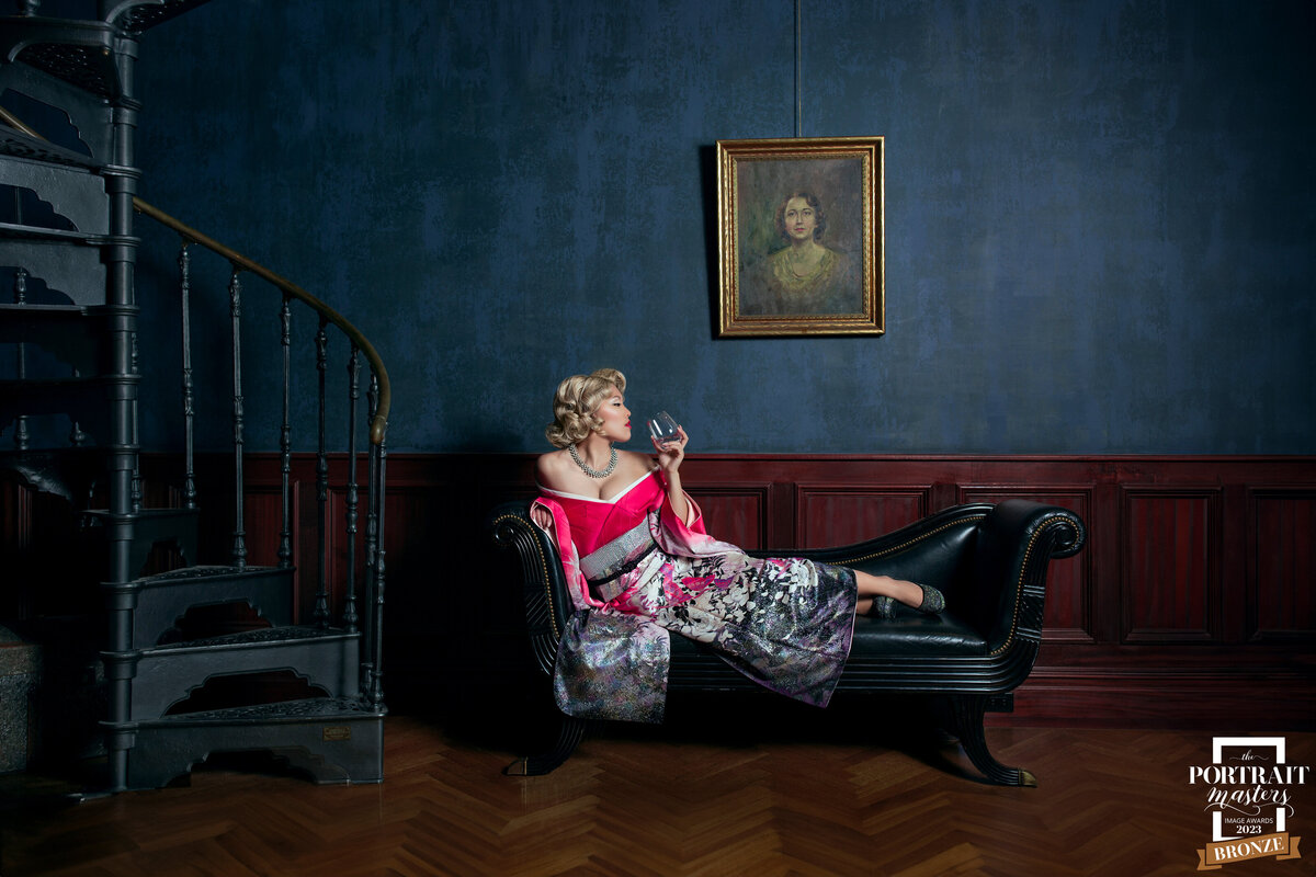 kirakiraartistry_fullsize-New_Marilyn_Settee