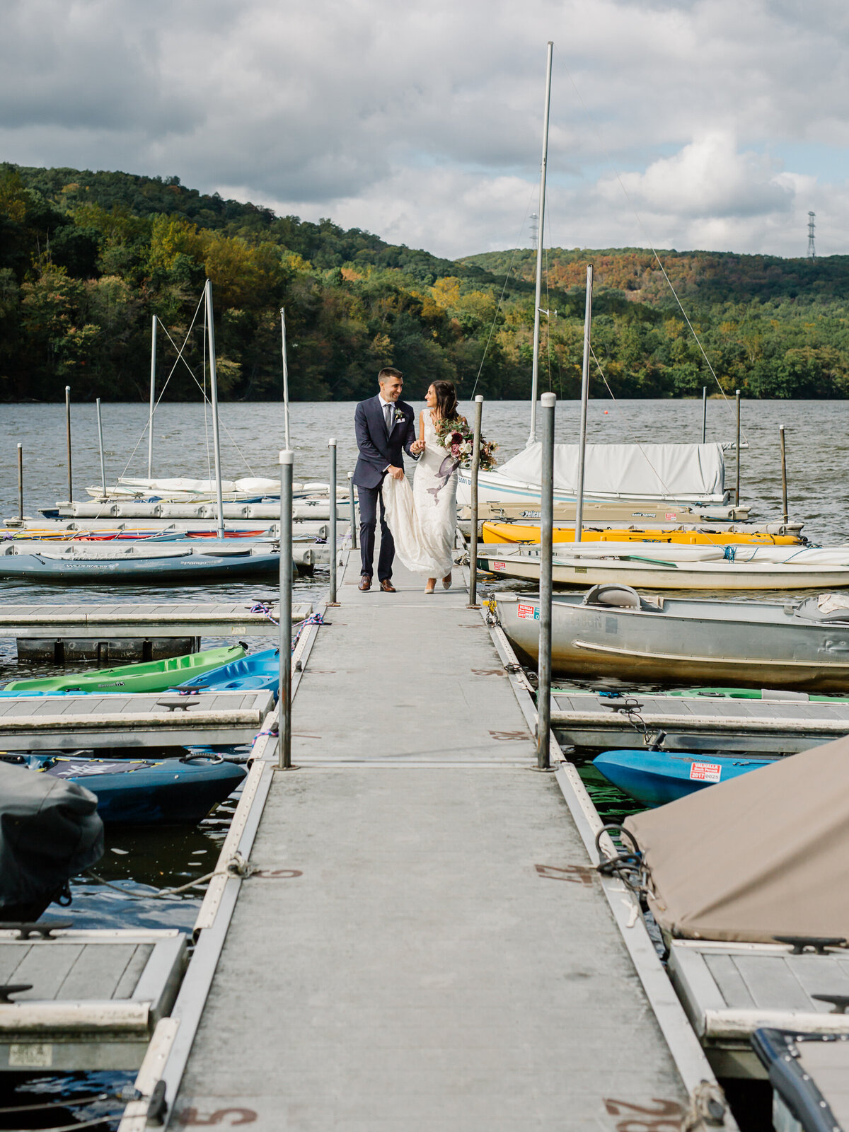 Lizzie_James_Valhalla_Lake_Club_Weddng_Preview-65